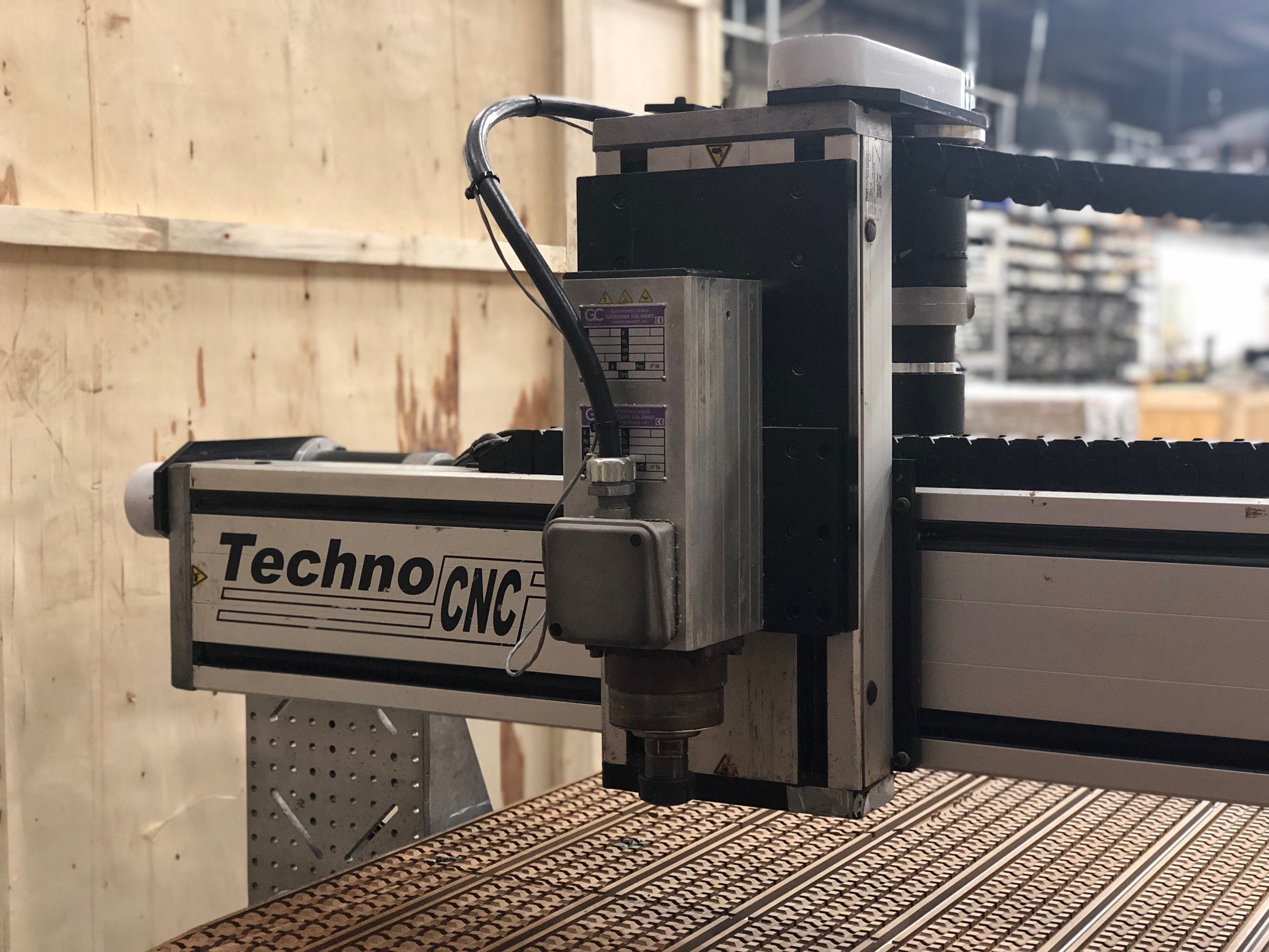 Special Machine Offers New and Used CNC Routers CNC Router Sale